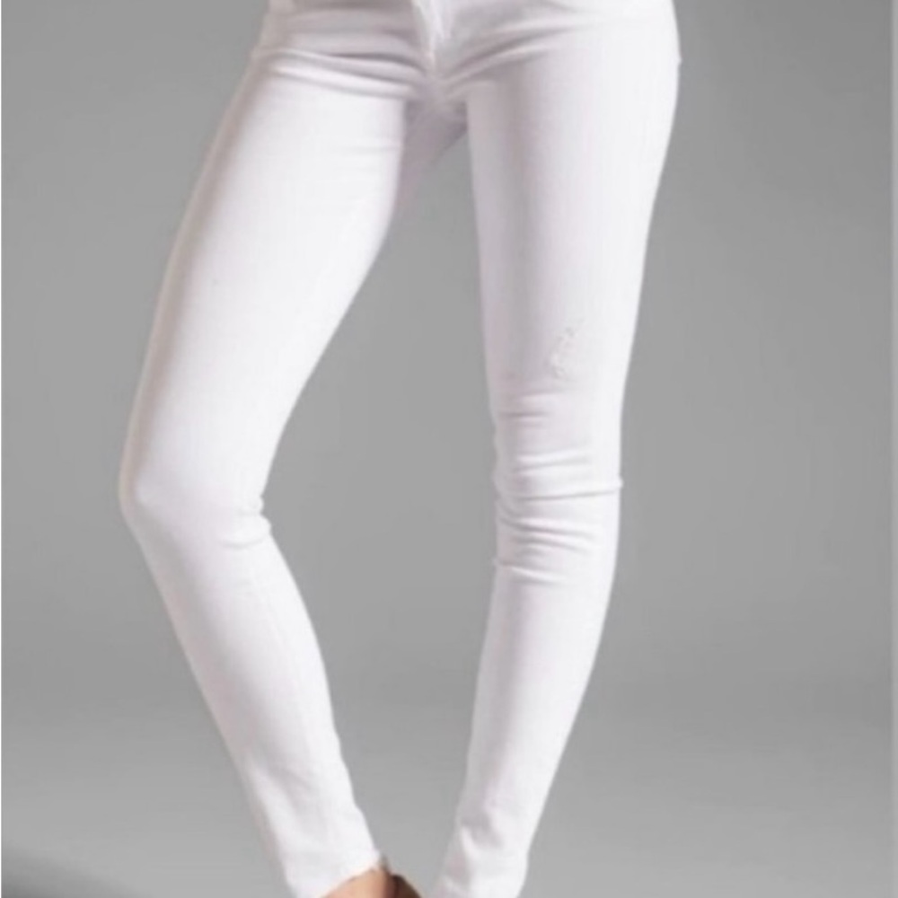 MOTHER The Looker Crop Jeans in White